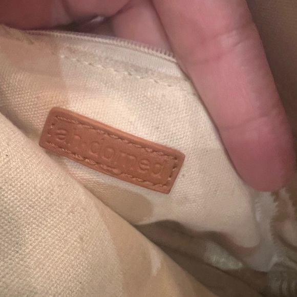 Ahdorned straw vegan leather small crossbody bag - Picture 6 of 10